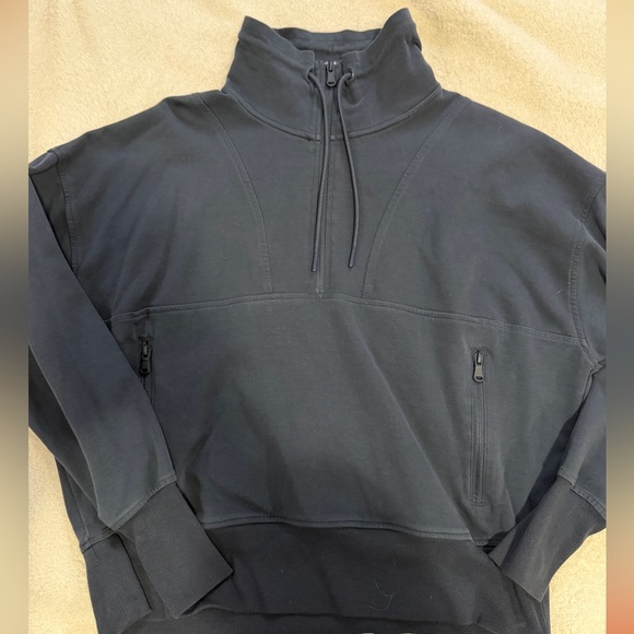 Old Navy Tops - Old navy active dynamic fleece pullover size XL